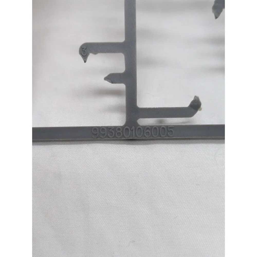 *Incomplete* Warhammer 40K Tyranid Warrior Sprue